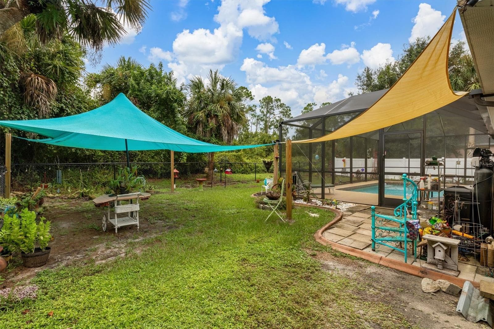 Shaded garden area - 2434 BISMARCK RD, NORTH PORT