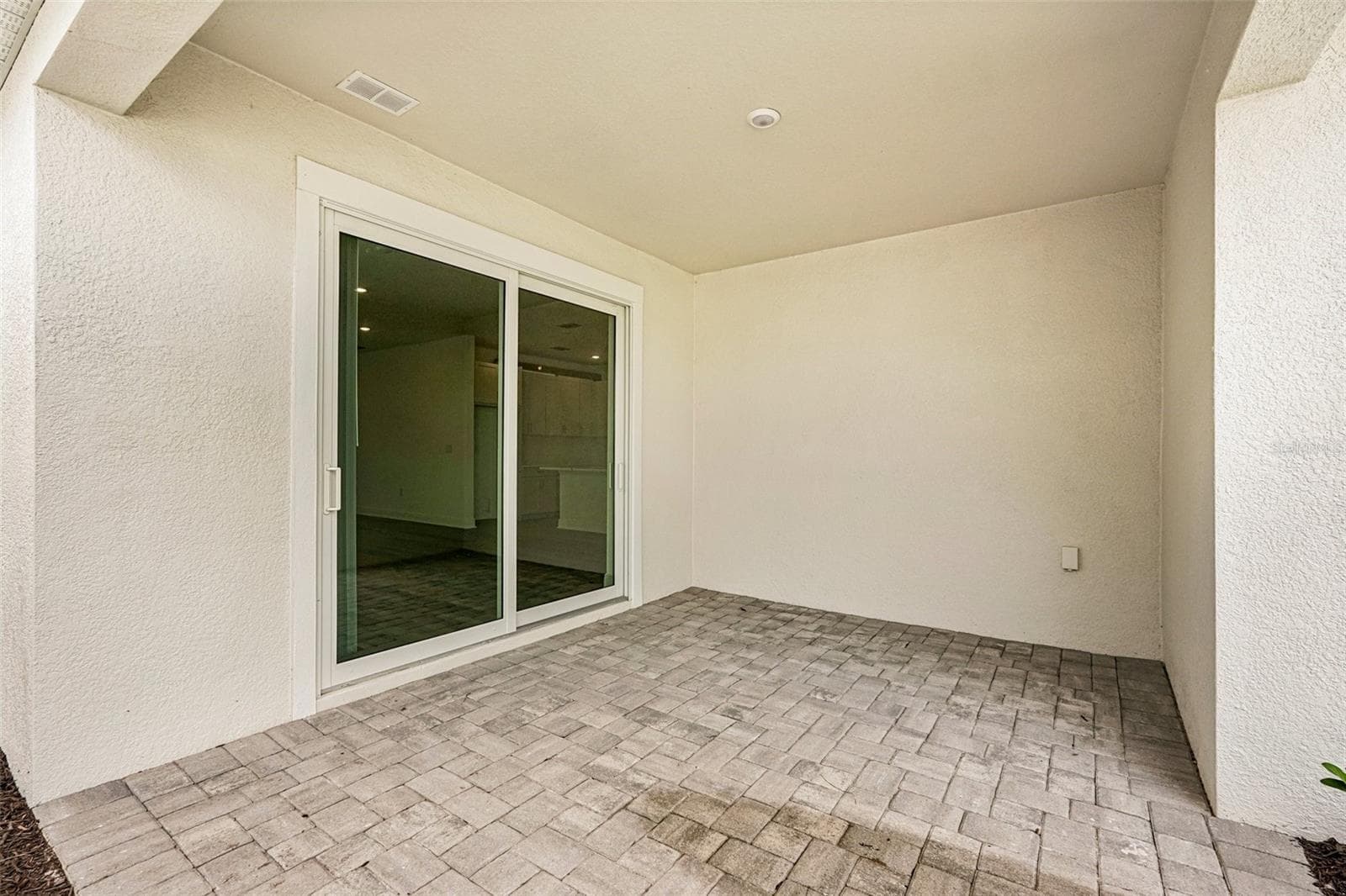 Townhouse at 4422 SUNSET GARDEN ST, BRADENTON, photo 5 of 28