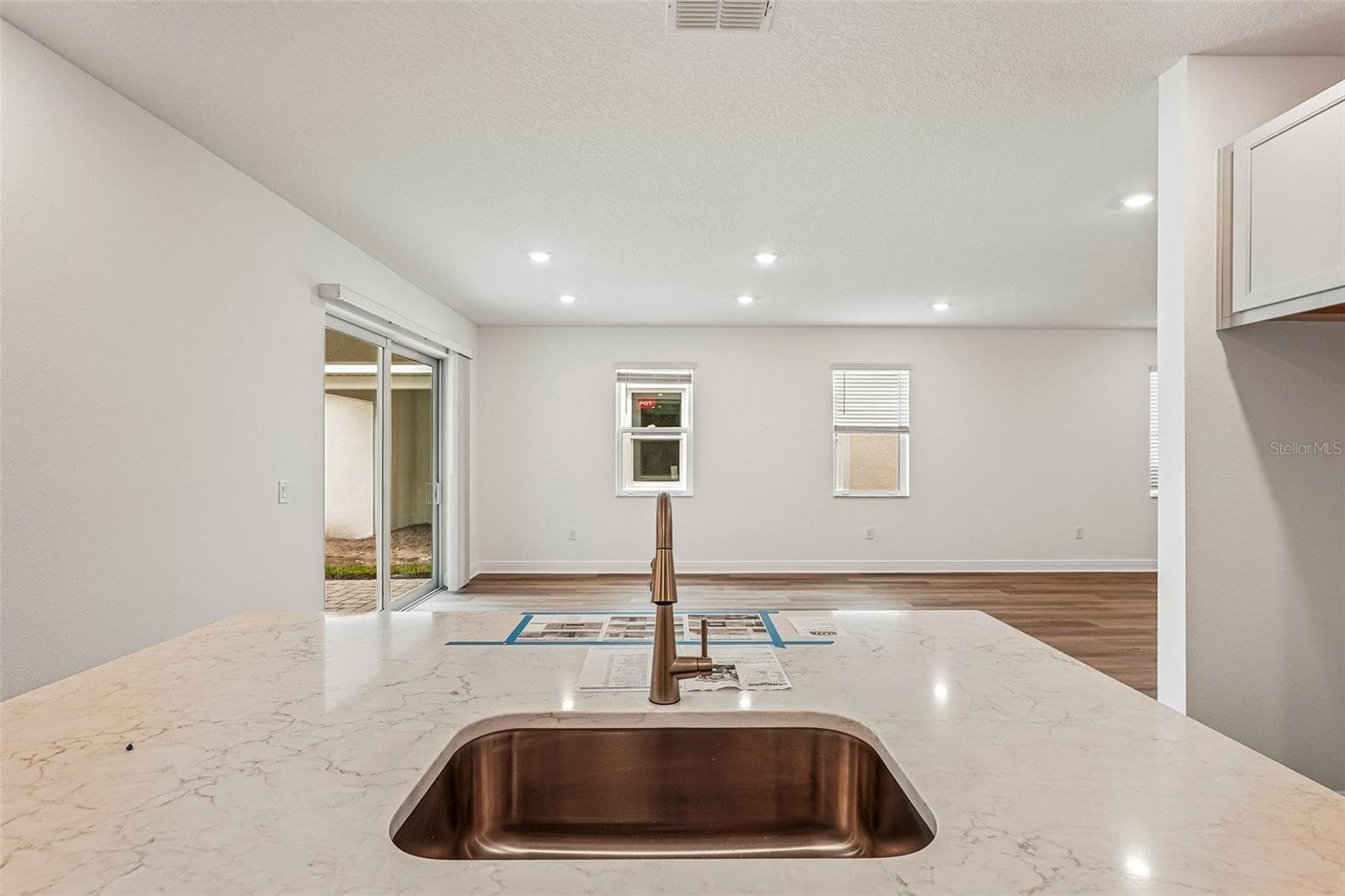 Townhouse at 4422 SUNSET GARDEN ST, BRADENTON, photo 10 of 28