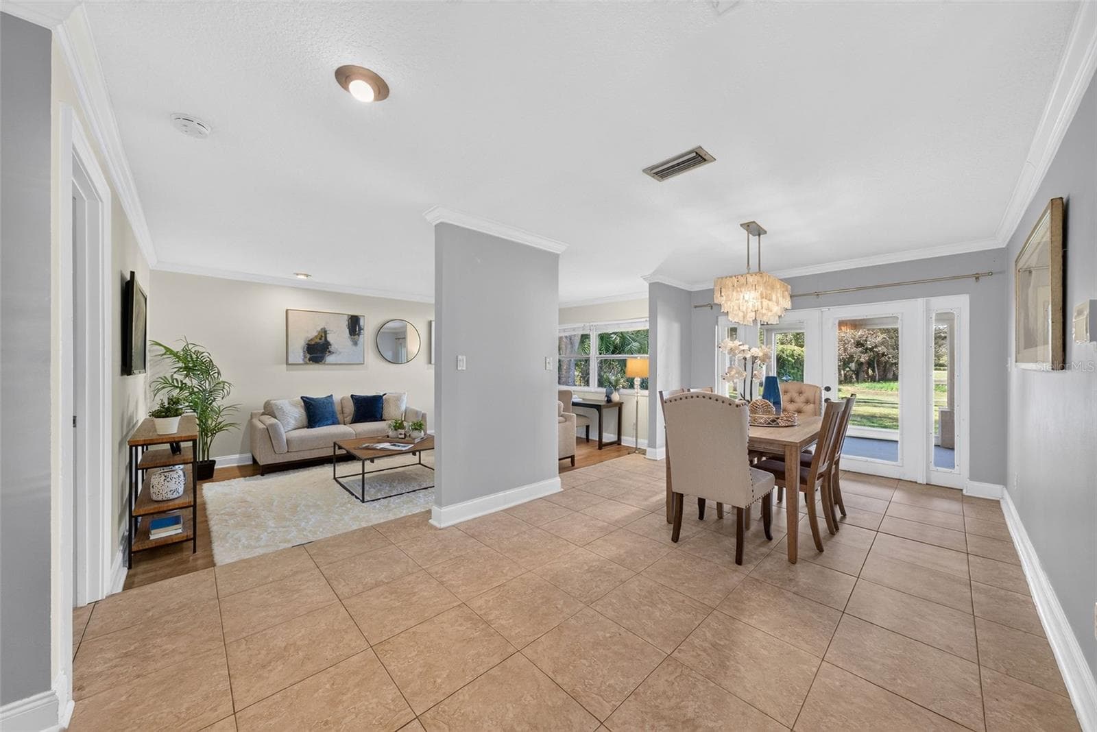 Dining Room/Living Room - 943 FAIRWAY DR, WINTER PARK