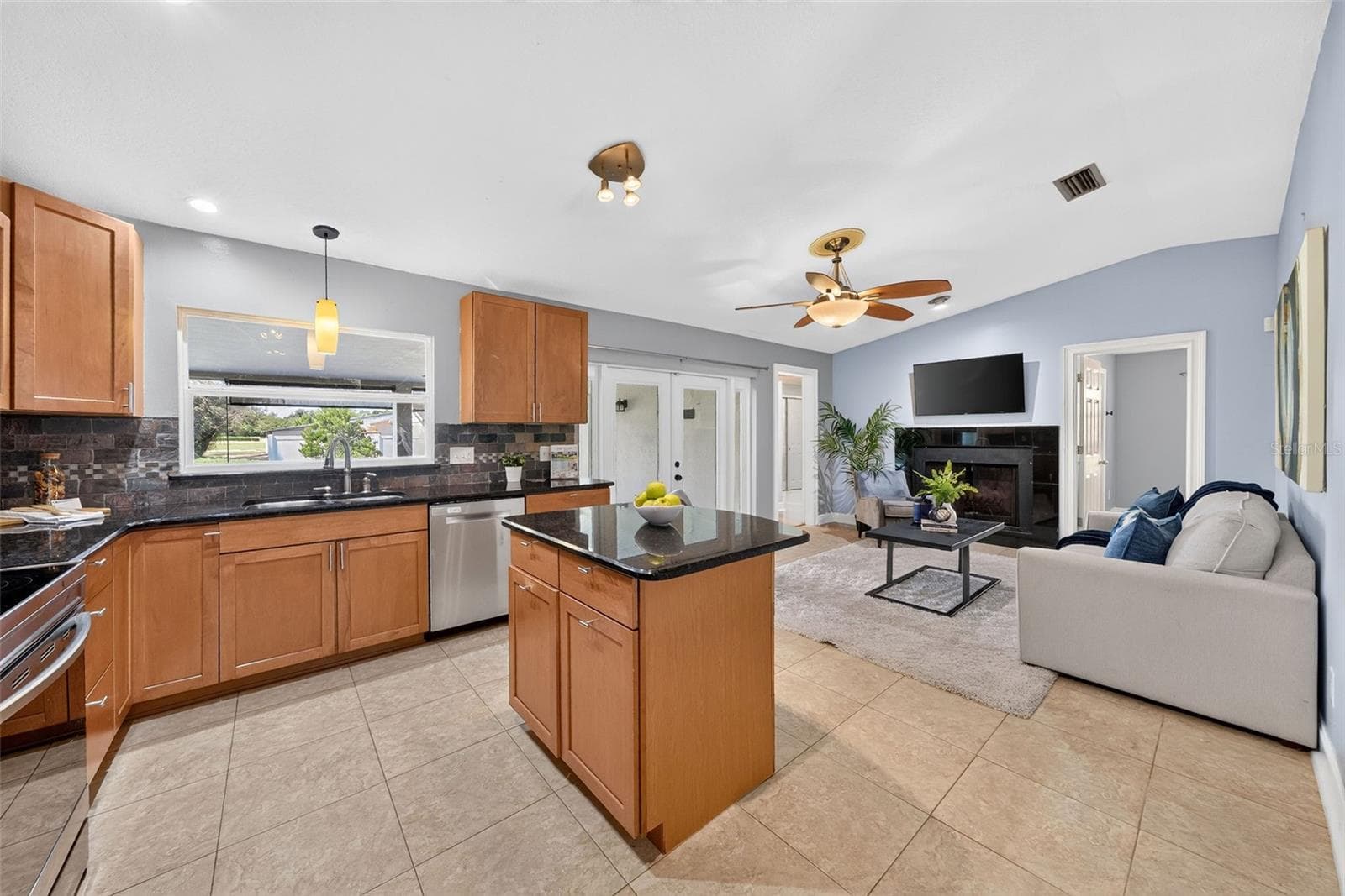 Single Family Residence at 943 FAIRWAY DR, WINTER PARK, photo 74 of 78