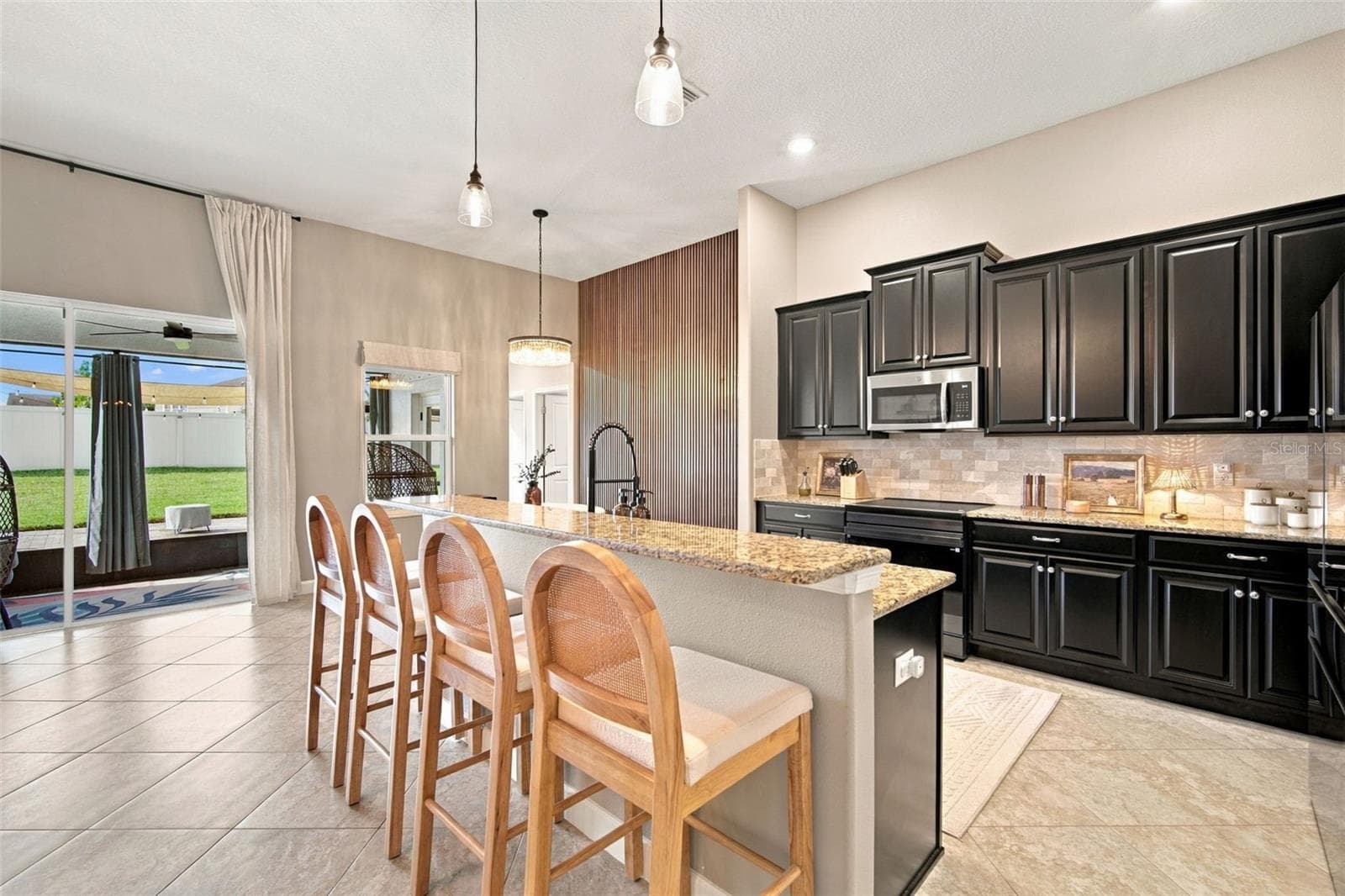 Single Family Residence at 11967 CINNAMON FERN DR, RIVERVIEW, photo 23 of 85