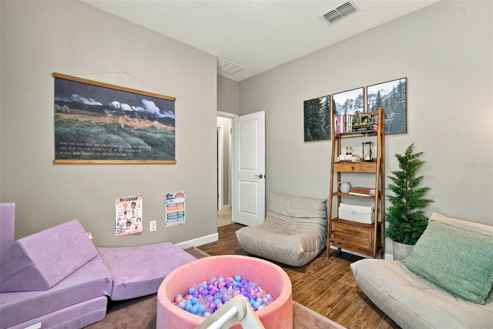 Single Family Residence at 11967 CINNAMON FERN DR, RIVERVIEW, photo 35 of 85