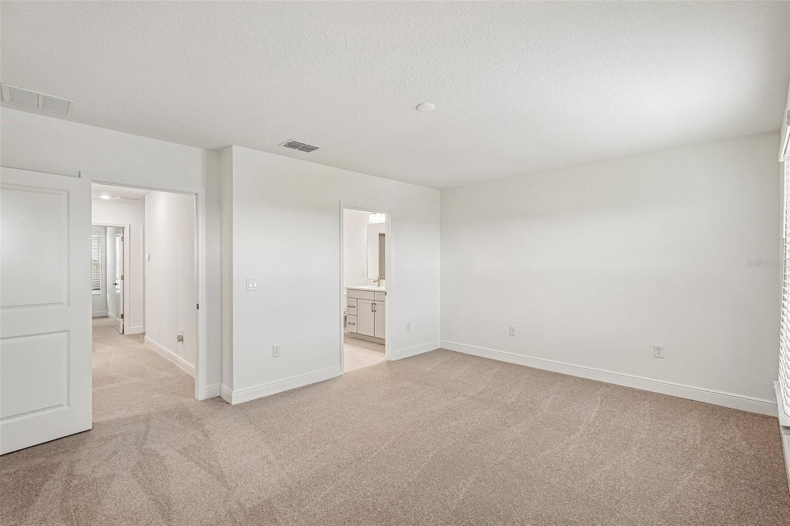 Townhouse at 4426 SUNSET GARDEN ST, BRADENTON, photo 15 of 28