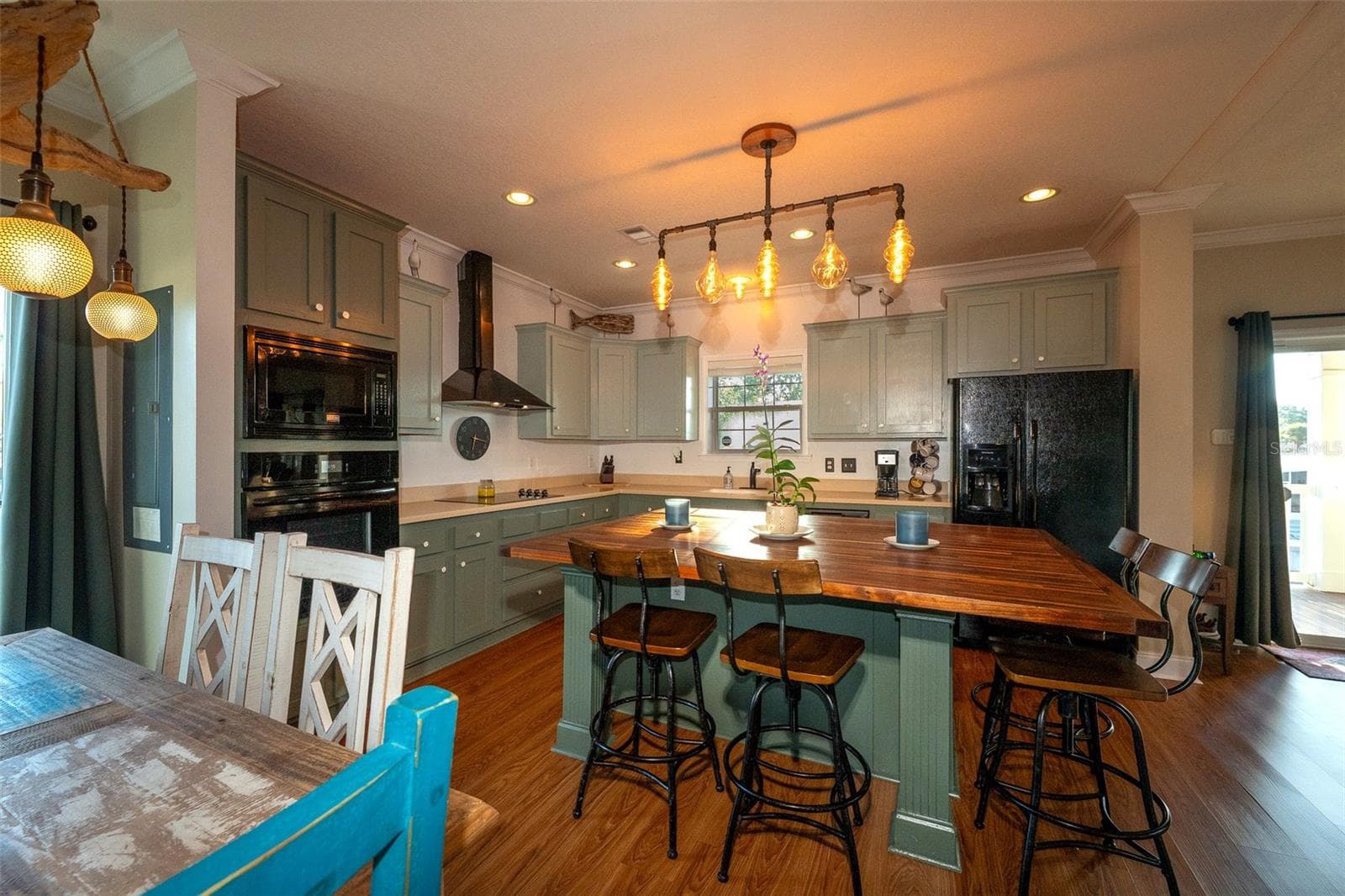 Single Family Residence at 7247 ARBORDALE DR, WEEKI WACHEE, photo 16 of 67