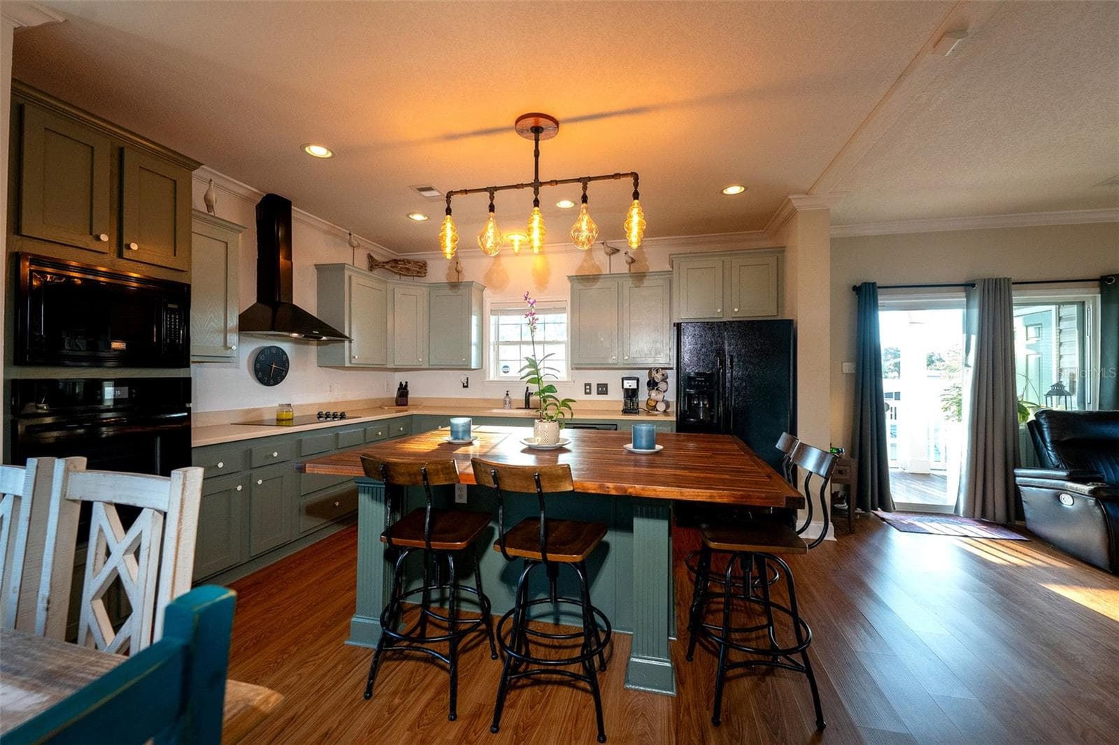 Single Family Residence at 7247 ARBORDALE DR, WEEKI WACHEE, photo 17 of 67