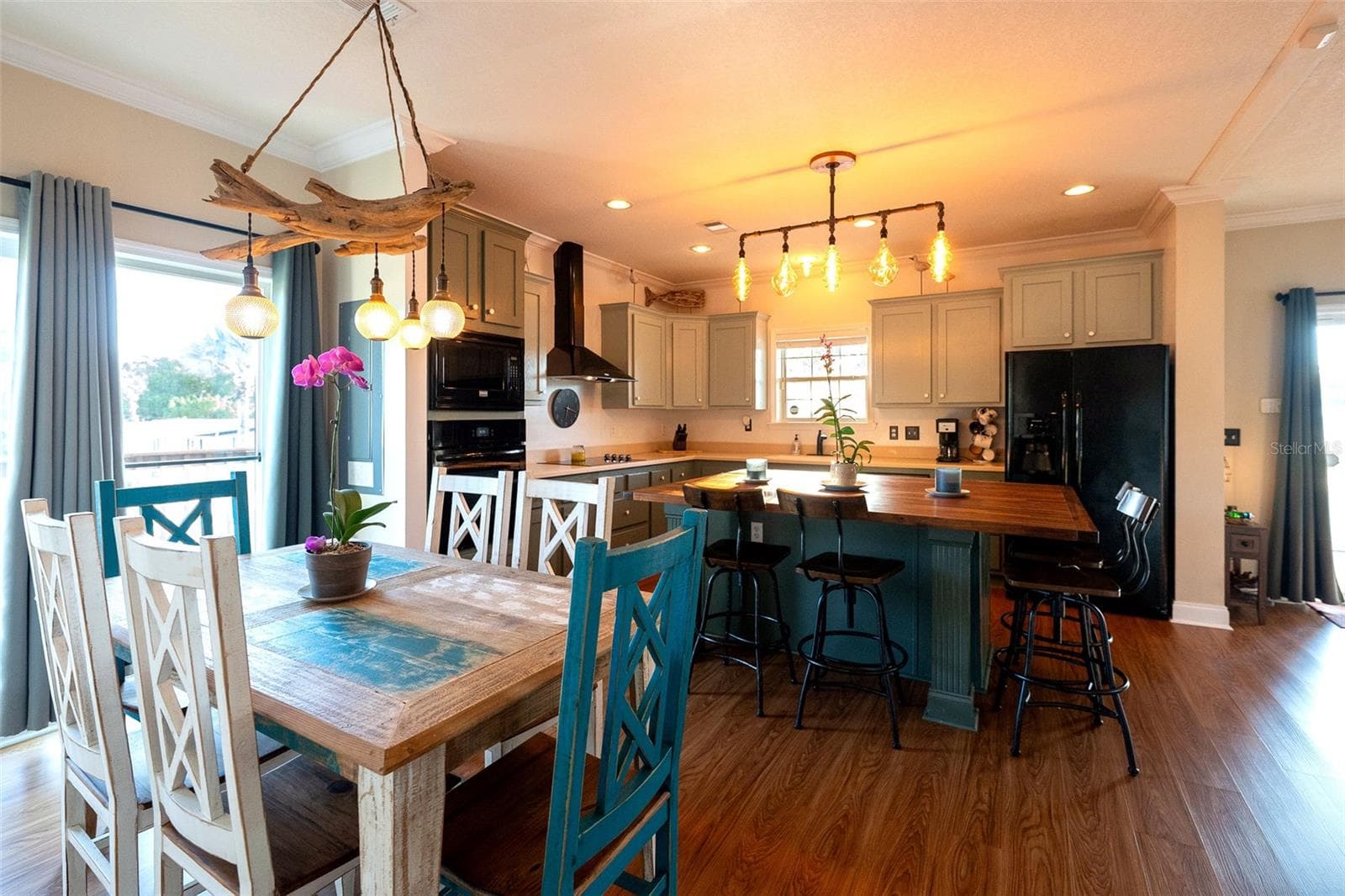 Single Family Residence at 7247 ARBORDALE DR, WEEKI WACHEE, photo 18 of 67