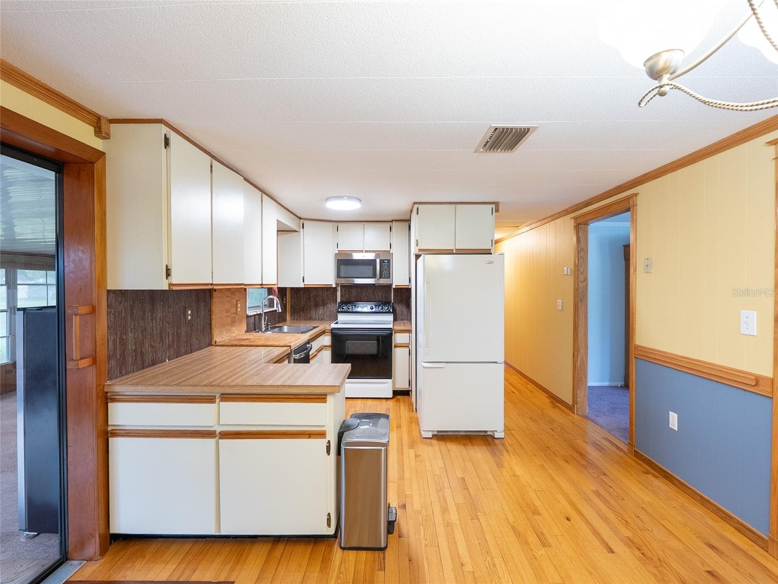 Kitchen - 6443 NE COUNTY ROAD 660, ARCADIA