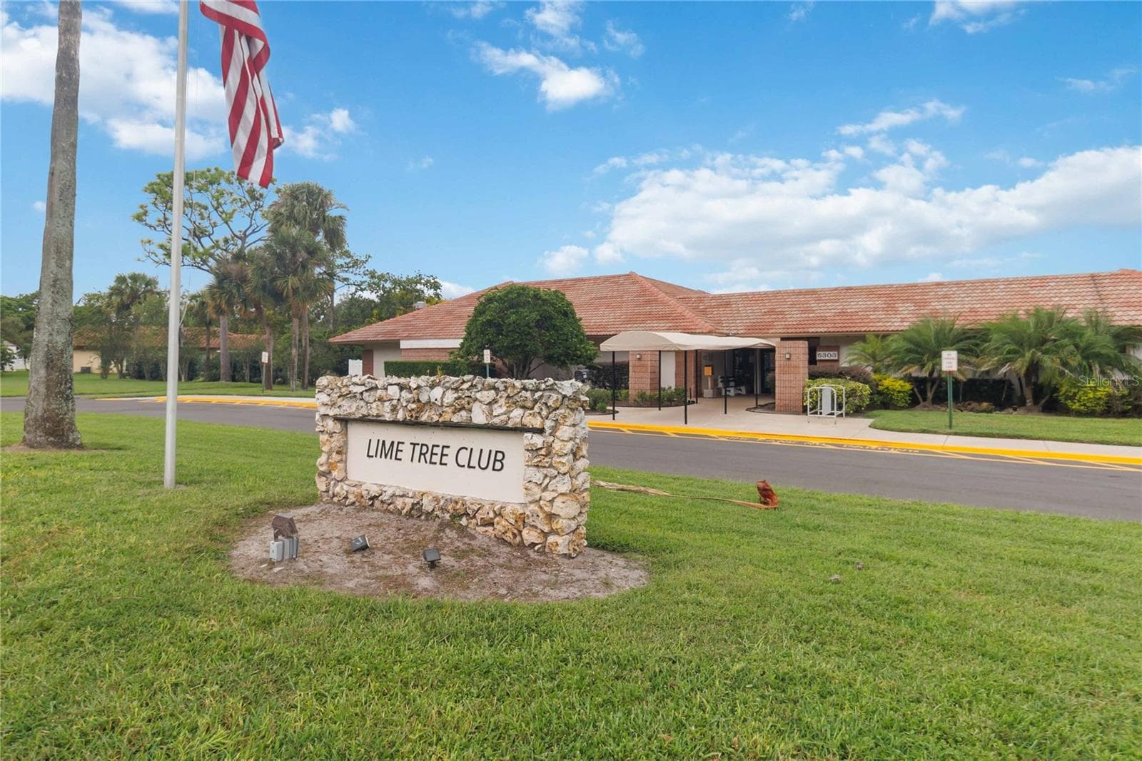 Single Family Residence at 10640 DEERGRASS LN, ORLANDO, photo 32 of 33