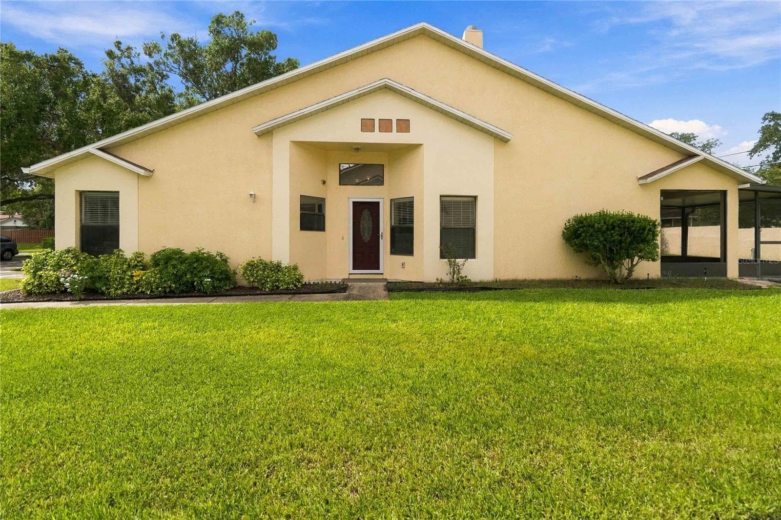 Townhouse at 287 CURLEW CIR, ALTAMONTE SPRINGS, photo 4 of 39
