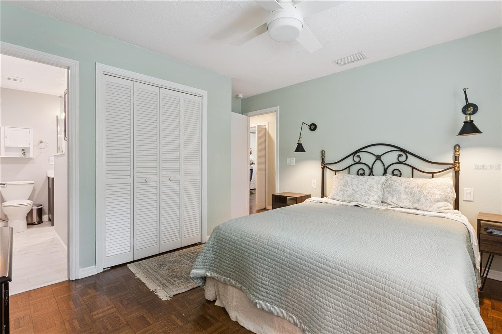Primary bedroom - 1325 OVERLOOK DR, MOUNT DORA