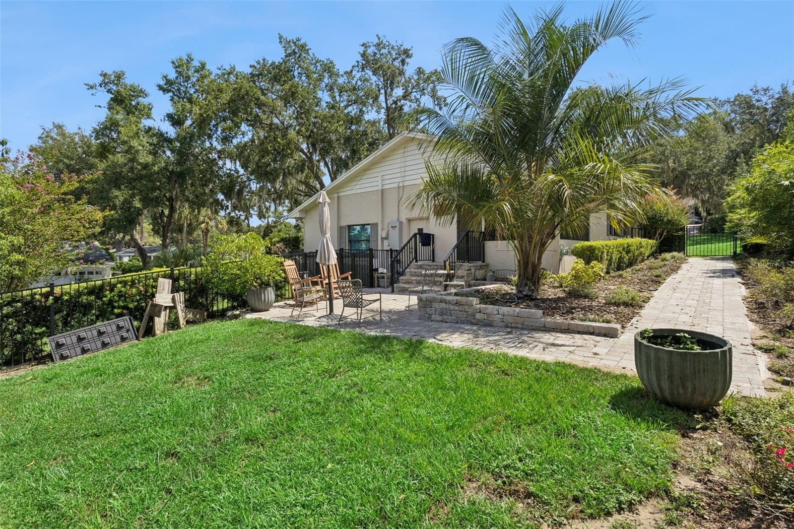 Back yard - 1325 OVERLOOK DR, MOUNT DORA