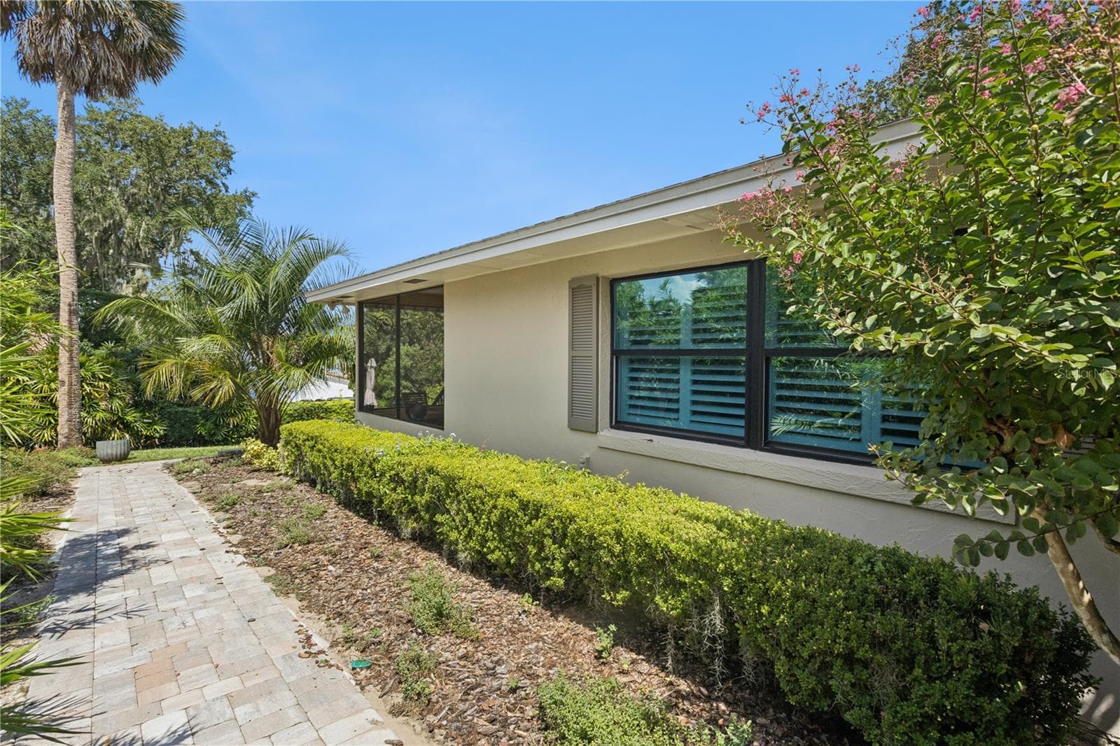 Single Family Residence at 1325 OVERLOOK DR, MOUNT DORA, photo 36 of 49