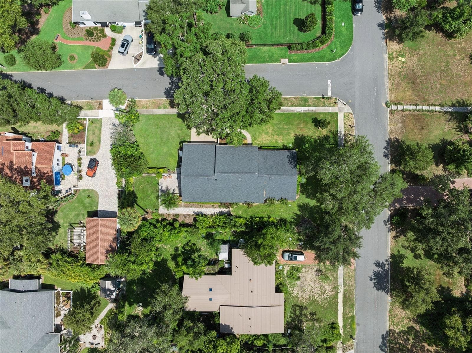 Single Family Residence at 1325 OVERLOOK DR, MOUNT DORA, photo 43 of 49