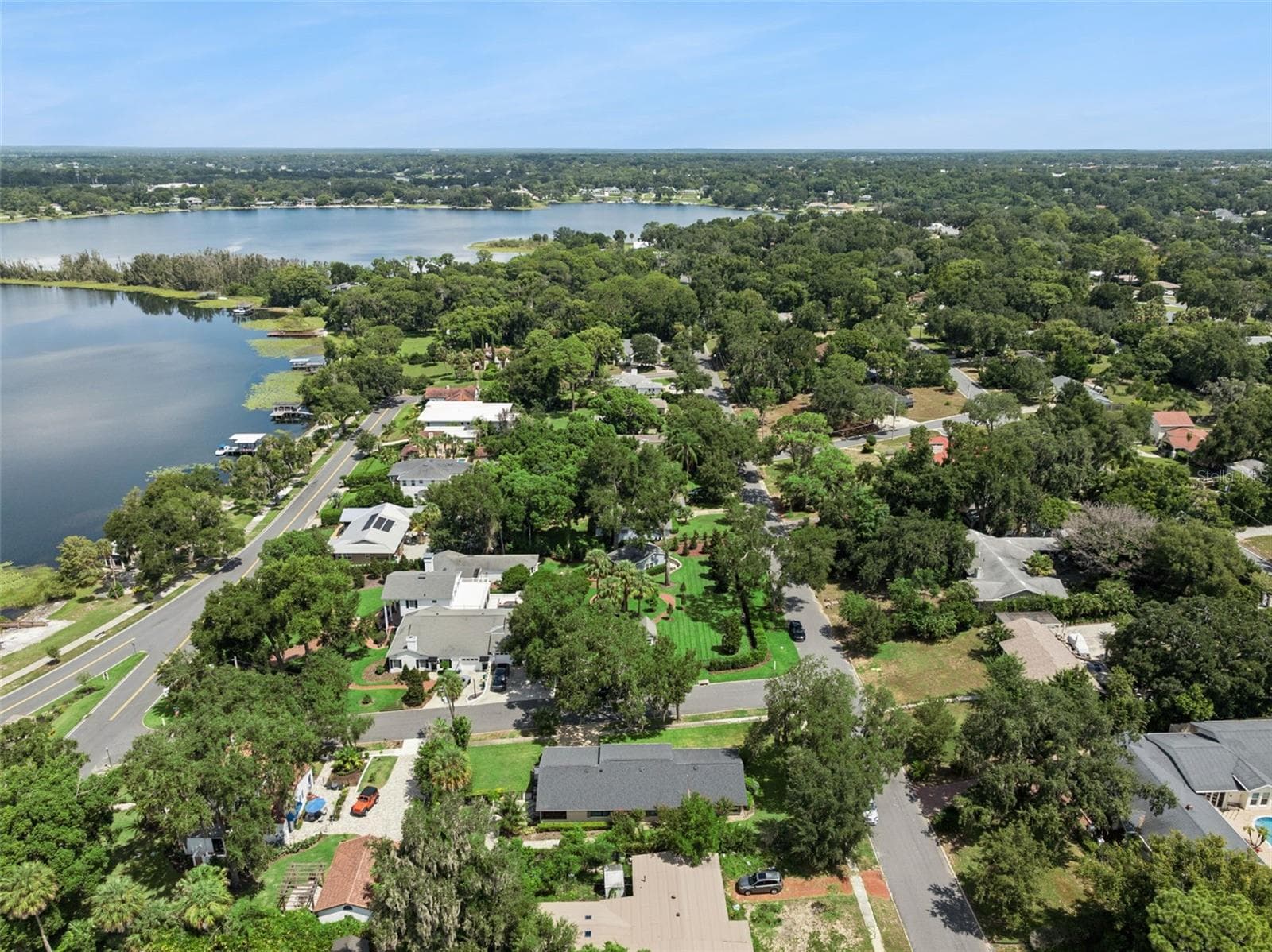 Single Family Residence at 1325 OVERLOOK DR, MOUNT DORA, photo 45 of 49