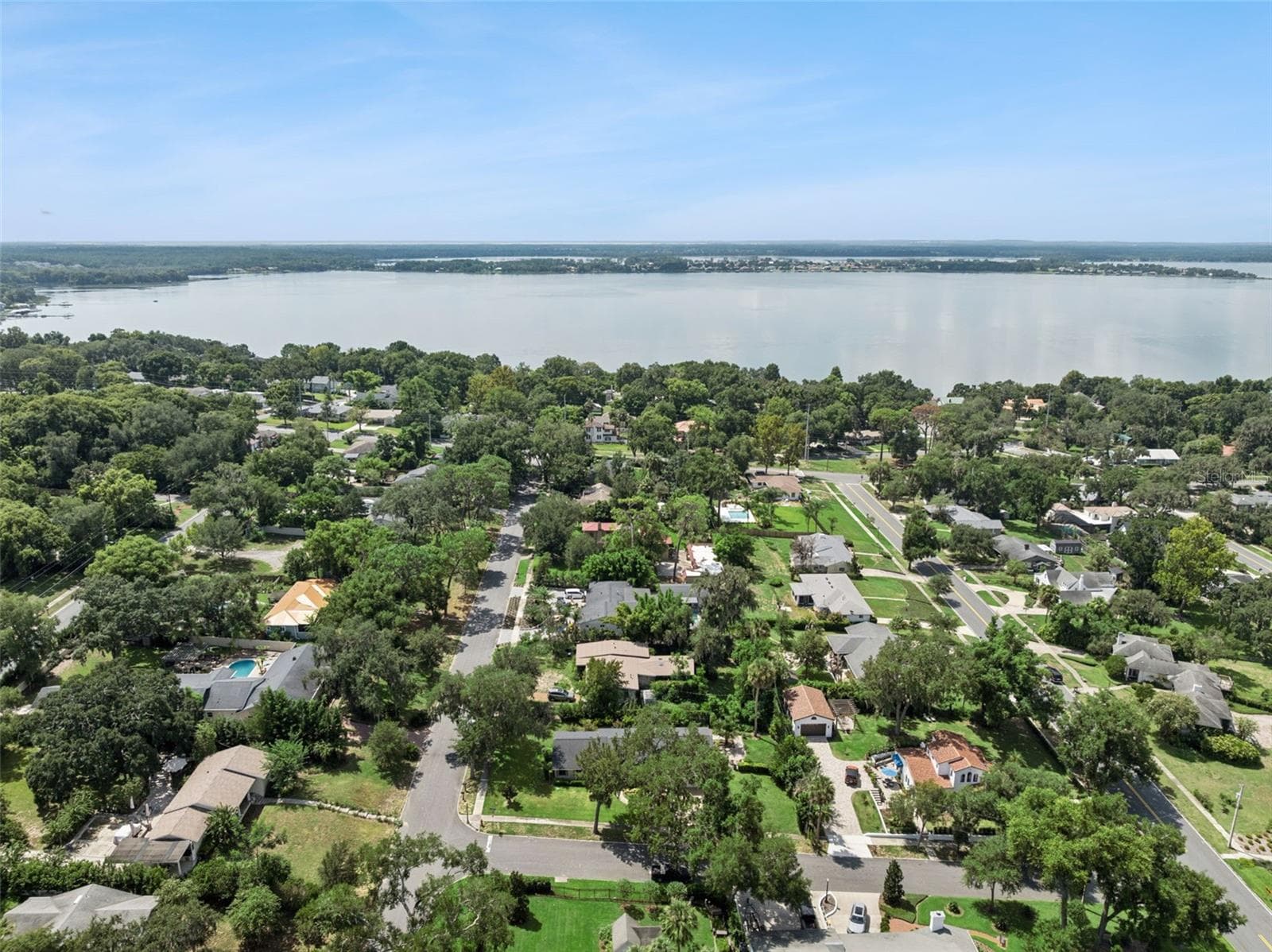 Single Family Residence at 1325 OVERLOOK DR, MOUNT DORA, photo 46 of 49