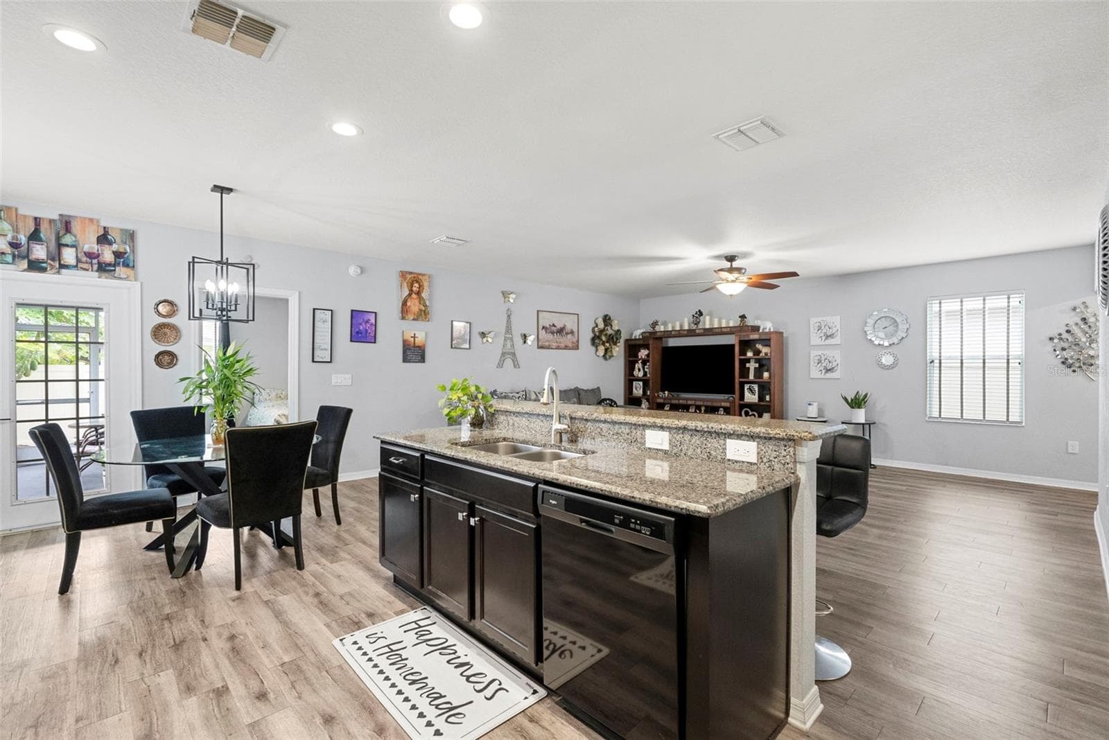 Single Family Residence at 7310 INDIGO OASIS CT, GIBSONTON, photo 18 of 64