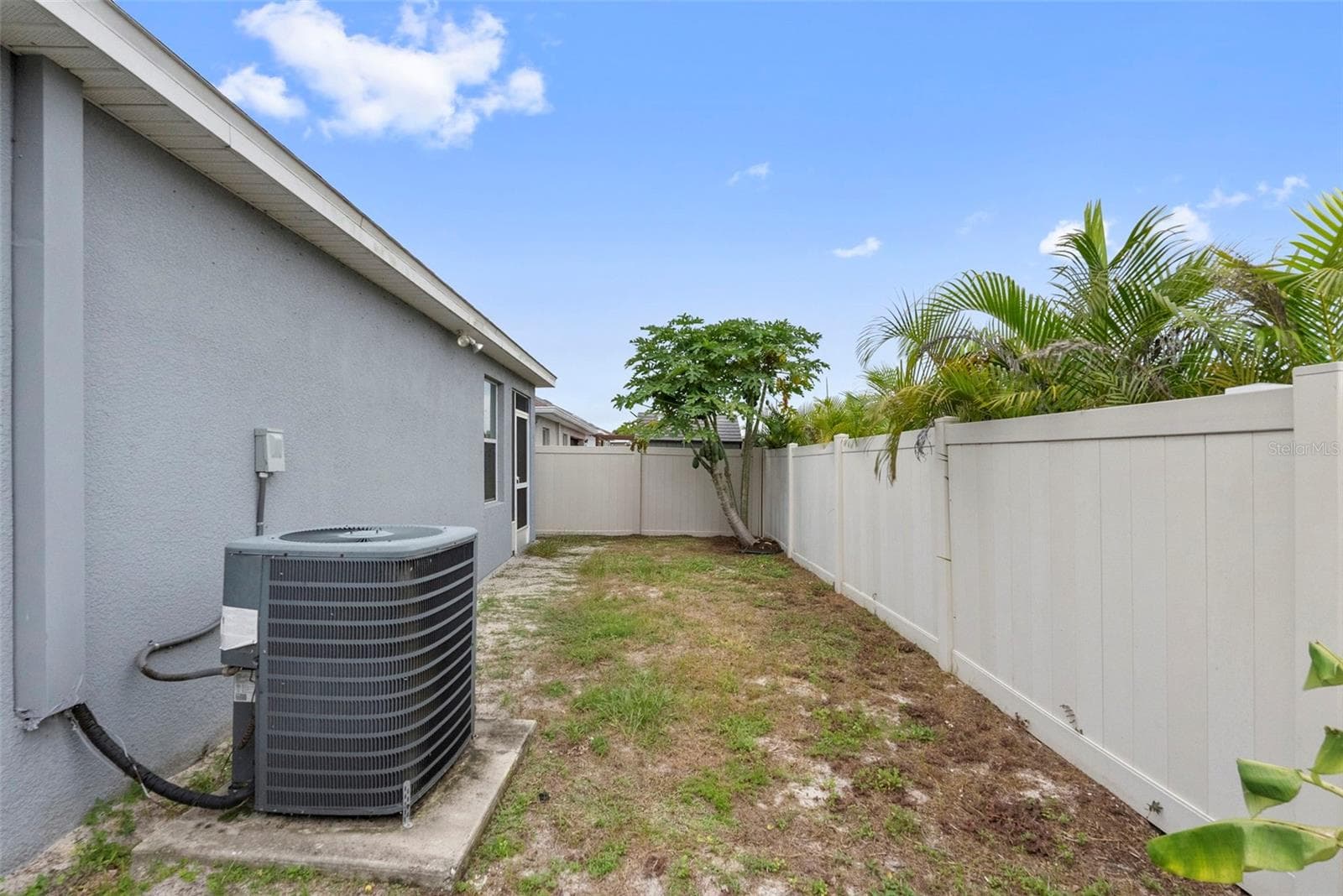 Single Family Residence at 7310 INDIGO OASIS CT, GIBSONTON, photo 48 of 64