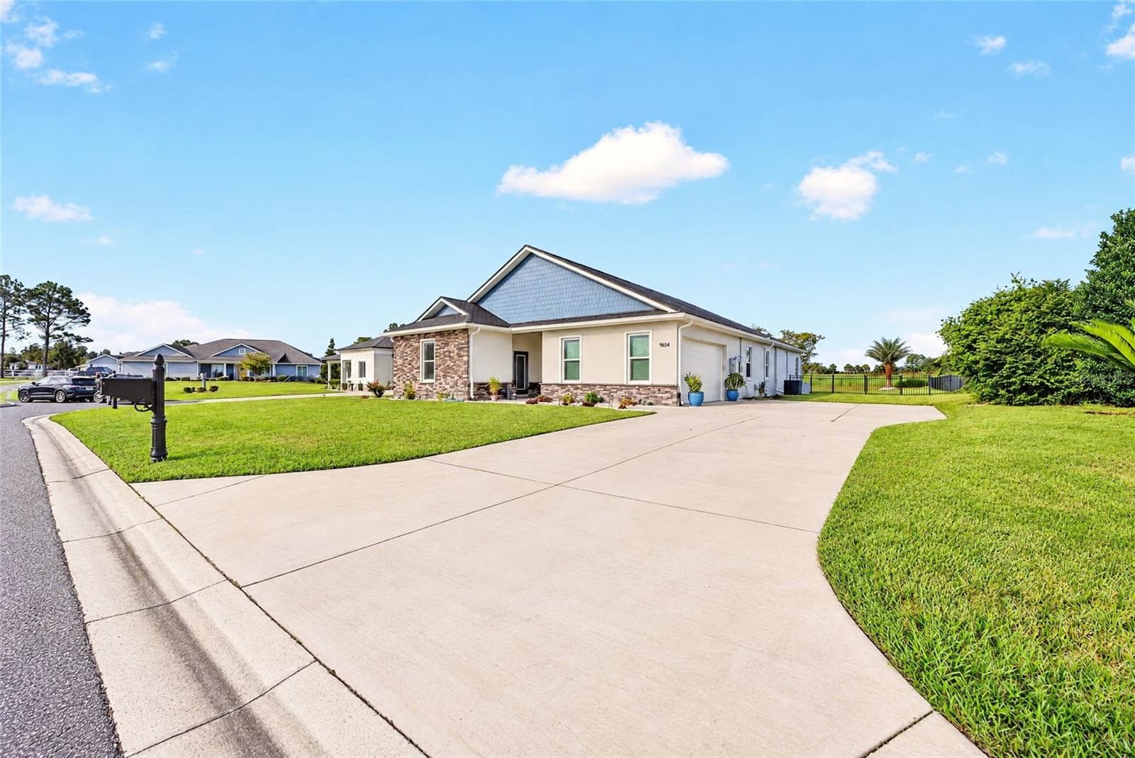 Single Family Residence at 9664 SE 61ST TER, BELLEVIEW, photo 5 of 73