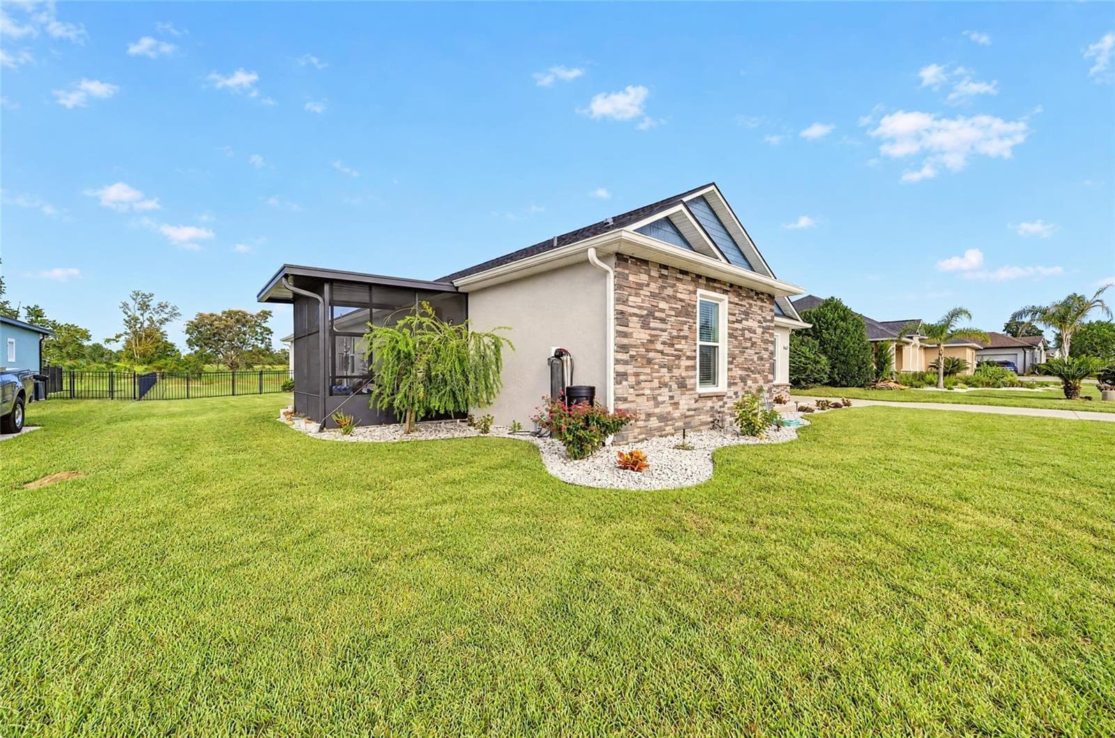 Single Family Residence at 9664 SE 61ST TER, BELLEVIEW, photo 8 of 73
