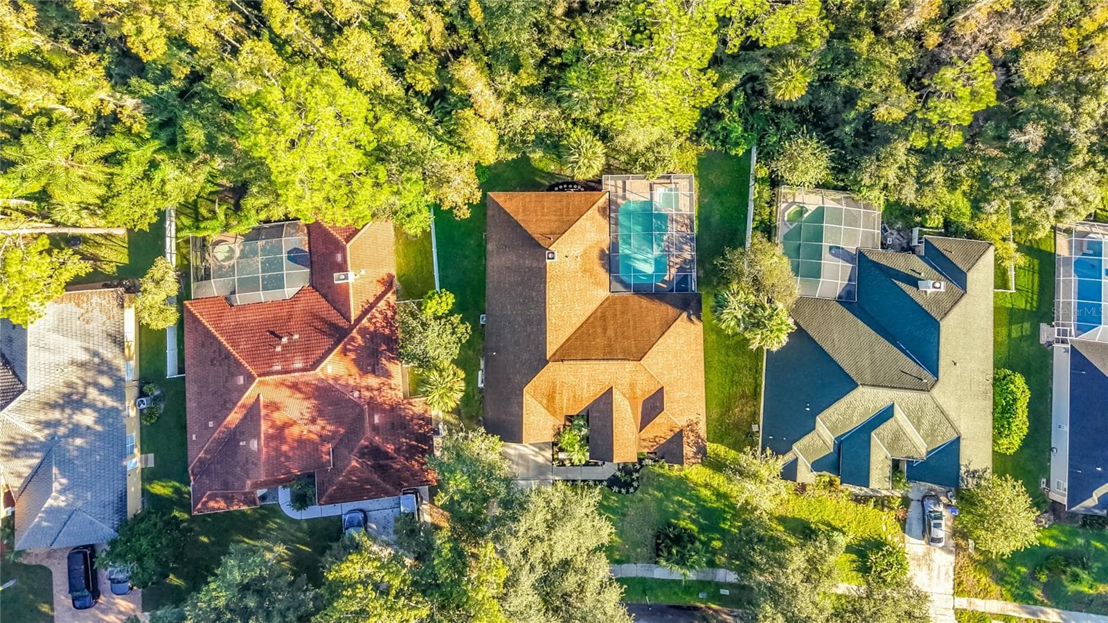 Single Family Residence at 7210 WAREHAM DR, TAMPA, photo 6 of 73