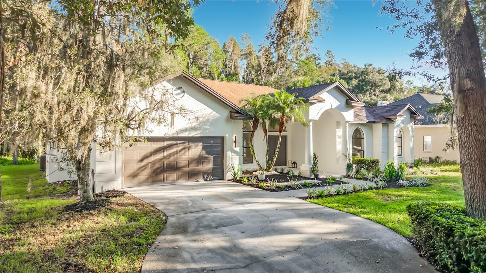Single Family Residence at 7210 WAREHAM DR, TAMPA, photo 7 of 73