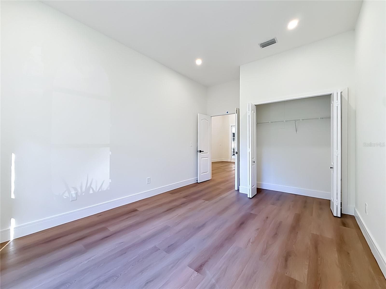 Single Family Residence at 7210 WAREHAM DR, TAMPA, photo 31 of 73