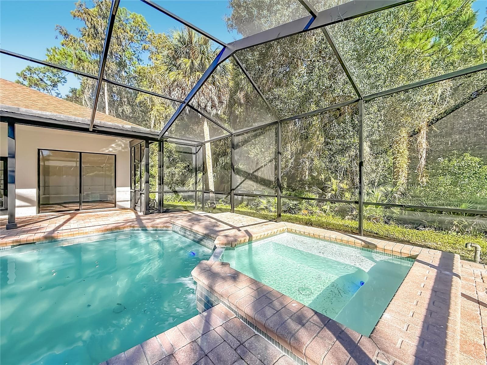 Single Family Residence at 7210 WAREHAM DR, TAMPA, photo 65 of 73