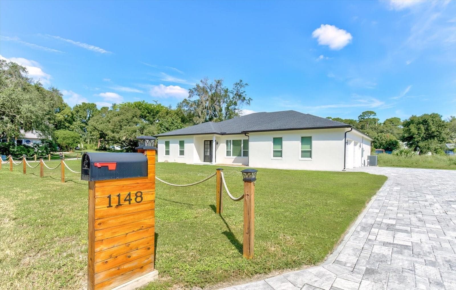 1148 TURNER LN