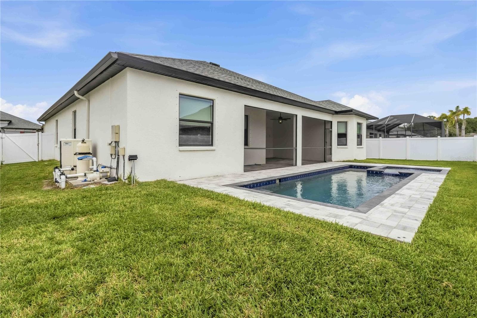 Single Family Residence at 4028 SALIDA DELSOL DR, SUN CITY CENTER, photo 37 of 47