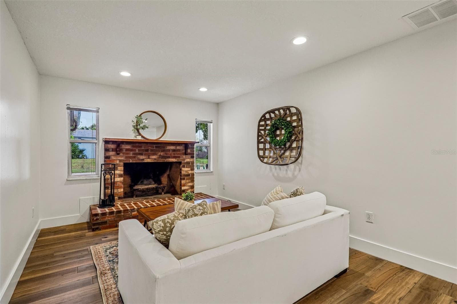 Formal Living Room - 1519 GLASTONBERRY RD, MAITLAND