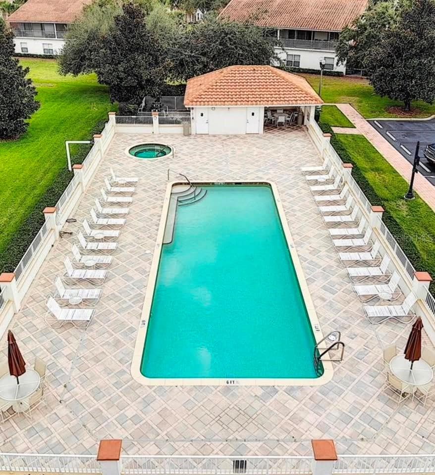 Smaller pool and hot tub - 10331 ADDISON SHORE WAY, OXFORD