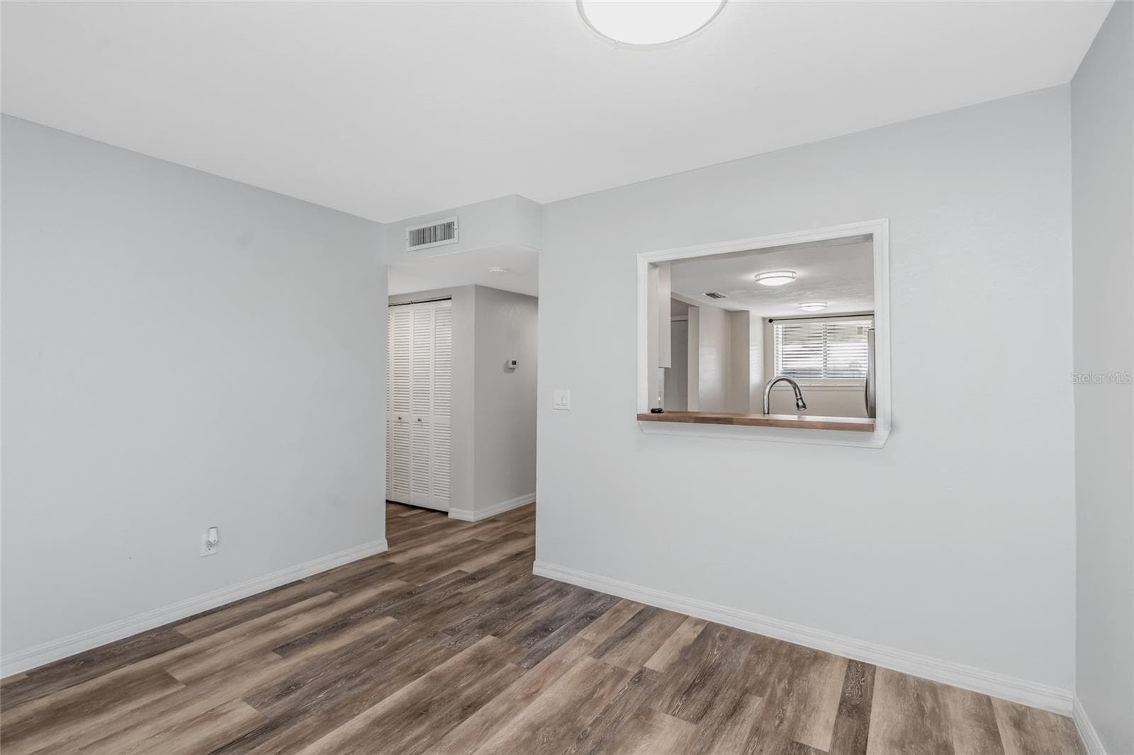 Condominium at 6308 NEWTOWN CIR #8C1, TAMPA, photo 16 of 39