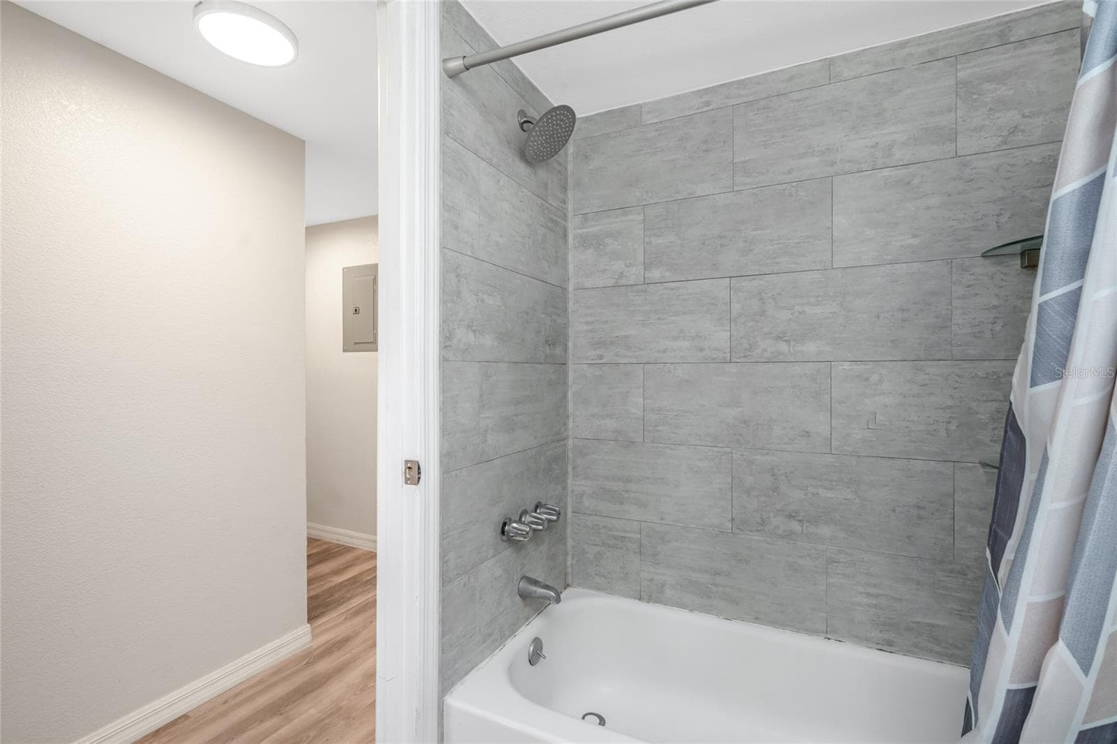Condominium at 6308 NEWTOWN CIR #8C1, TAMPA, photo 29 of 39
