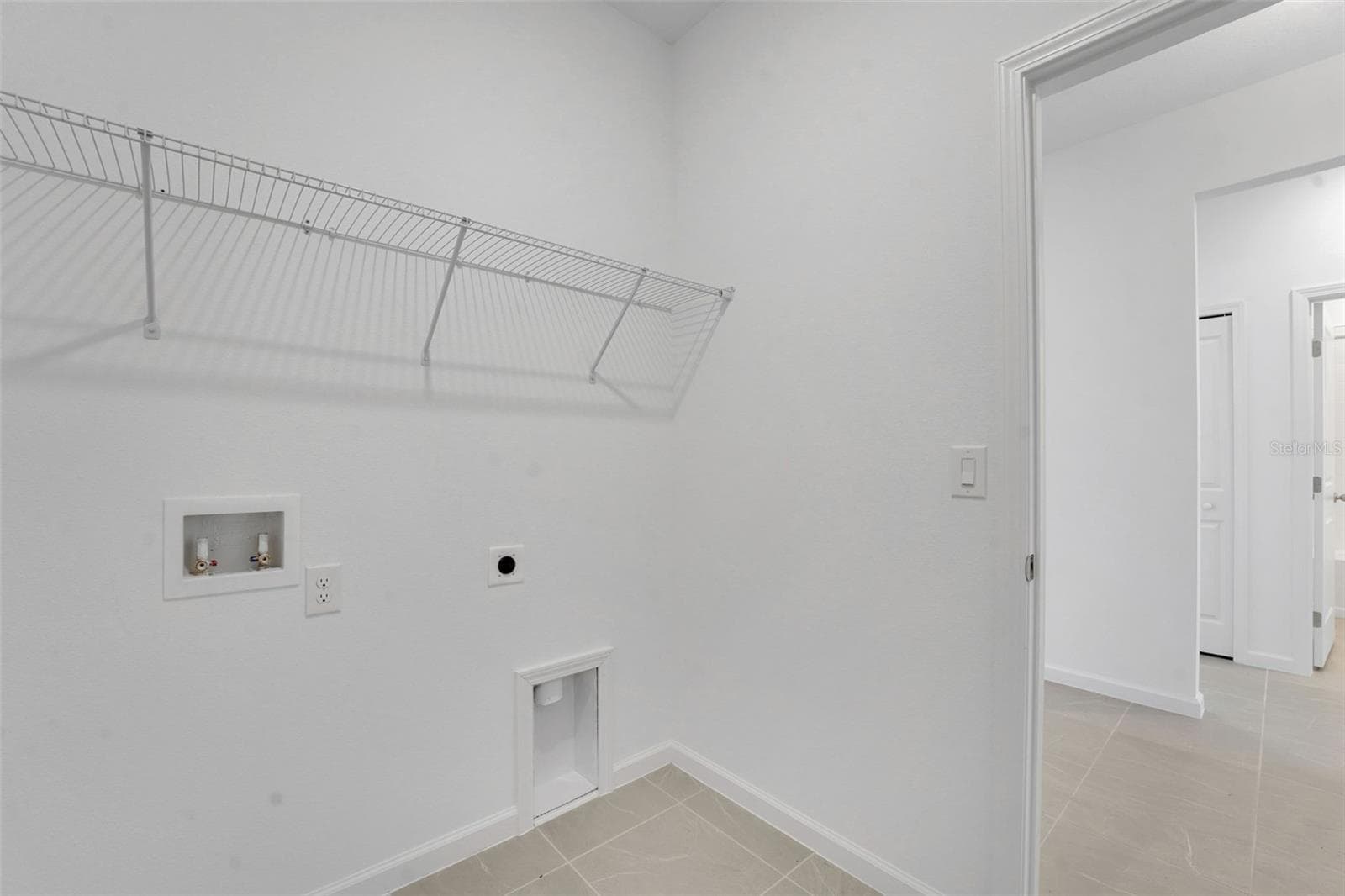 Single Family Residence at 300 MEREDITH BLVD, WINTER HAVEN, photo 9 of 35