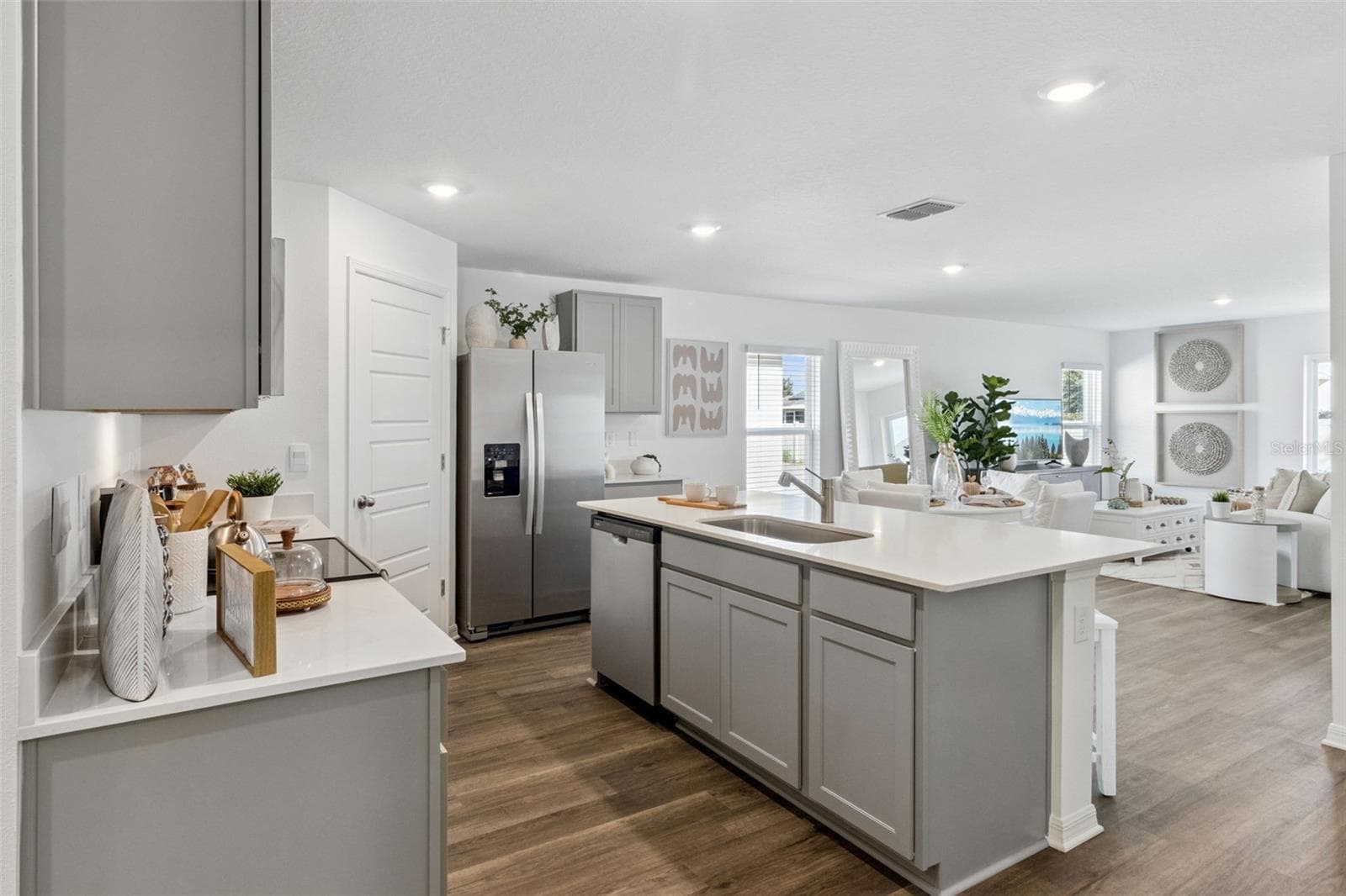 Single Family Residence at 2758 ADELINE AVE, WINTER HAVEN, photo 11 of 32