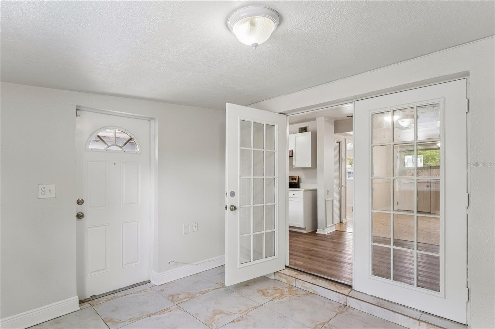 Single Family Residence at 6819 TUTTLE ST, TAMPA, photo 8 of 28