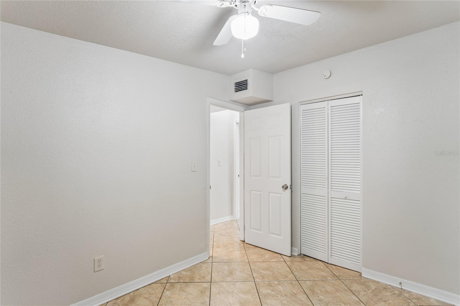 Single Family Residence at 6819 TUTTLE ST, TAMPA, photo 10 of 28