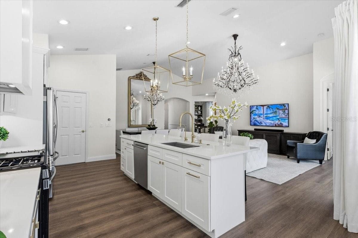 Single Family Residence at 8120 TABBYSTONE PL, BRADENTON, photo 25 of 92