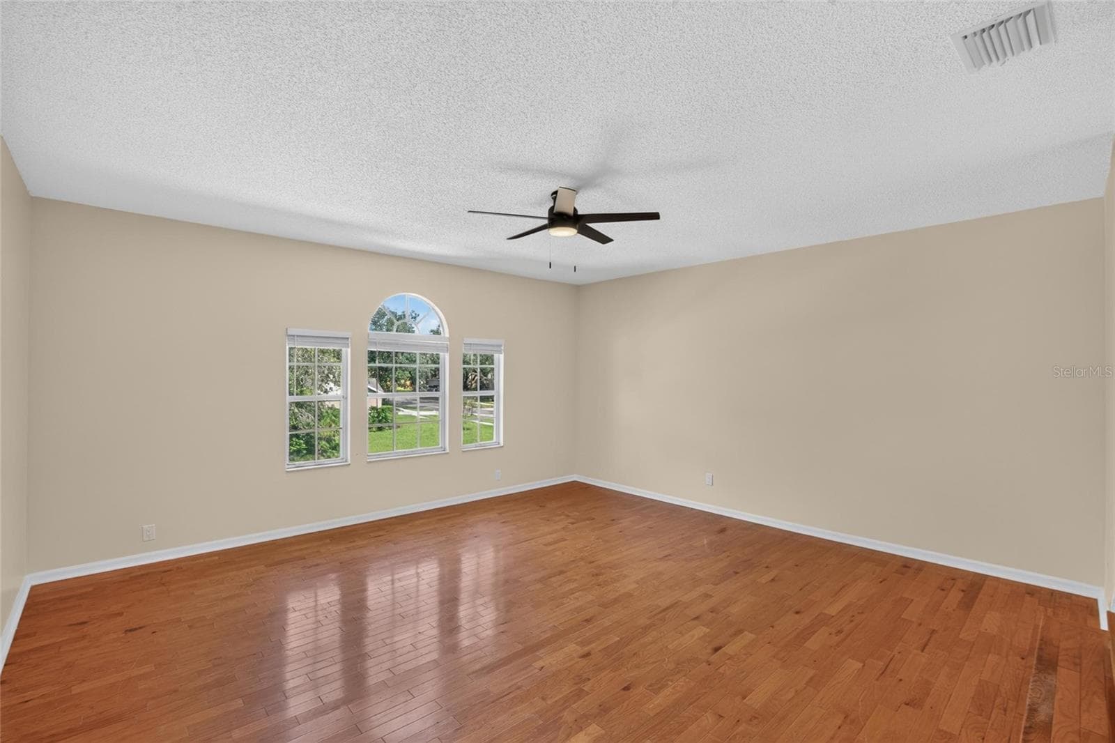 primary bedroom - 9110 ROCKROSE DR, TAMPA