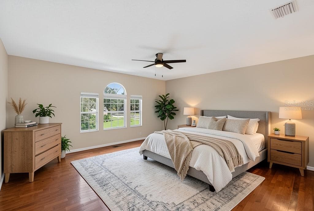 Virtually staged - 9110 ROCKROSE DR, TAMPA