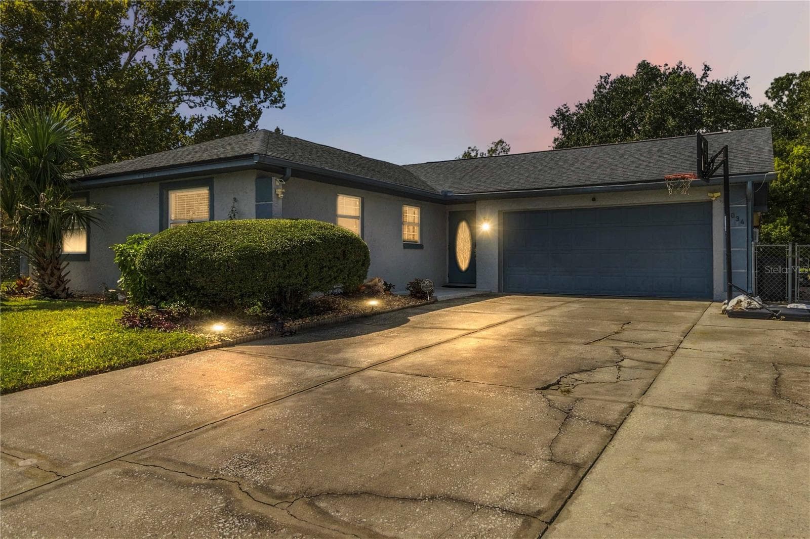 Single Family Residence at 3034 SUWANNEE CT, APOPKA, photo 2 of 20
