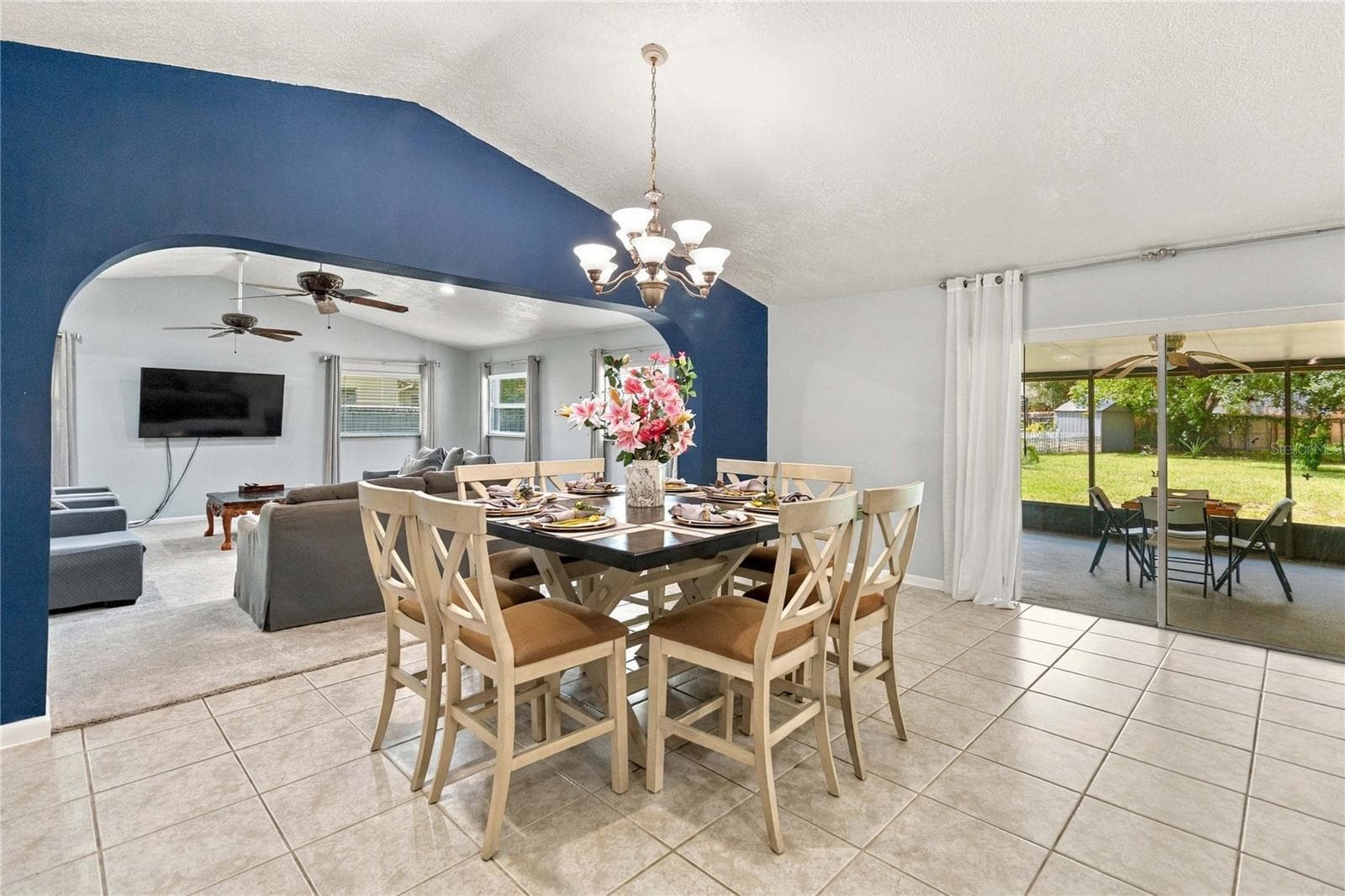 Single Family Residence at 3034 SUWANNEE CT, APOPKA, photo 8 of 20