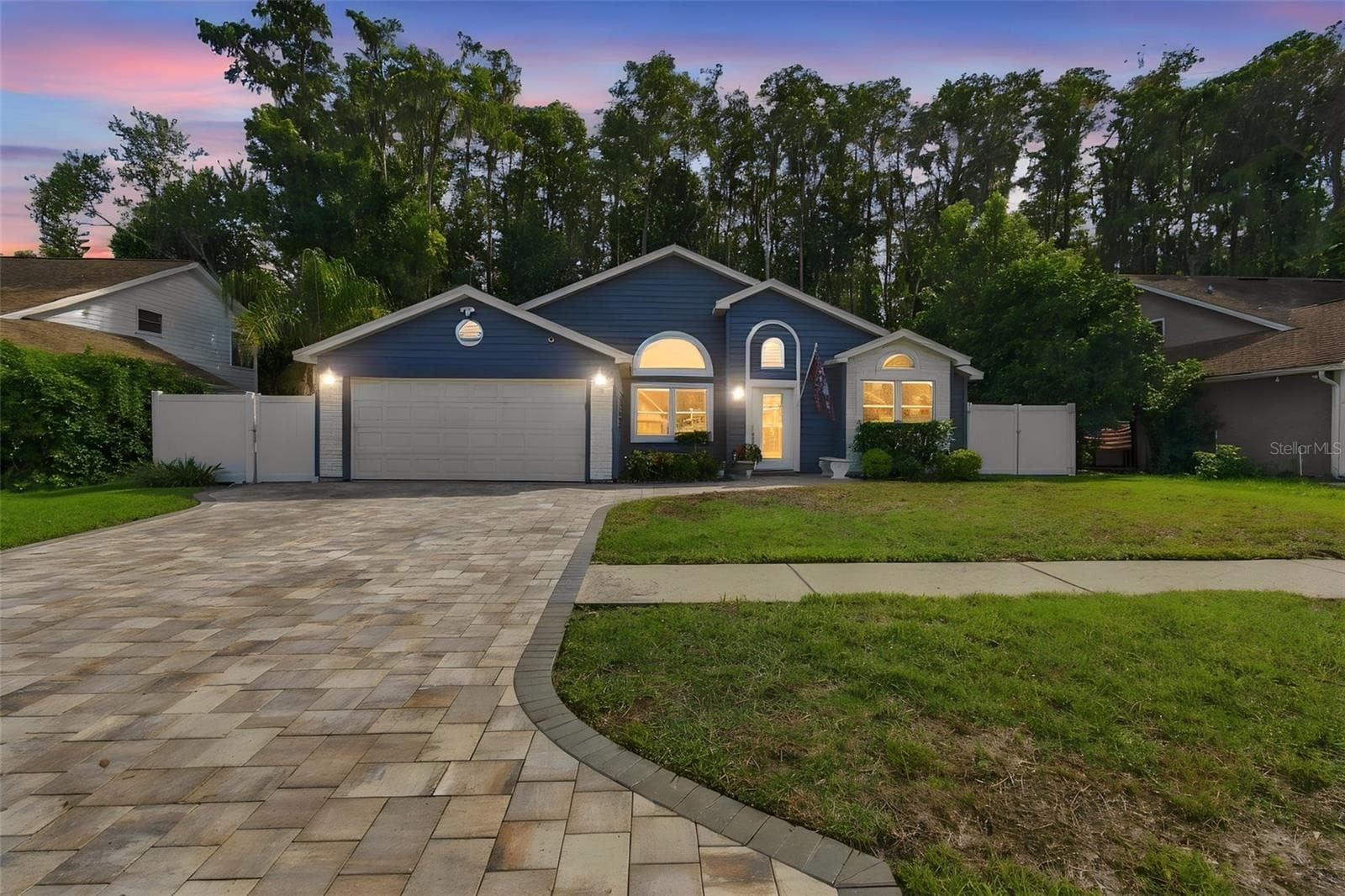 7208 HIDEAWAY TRL