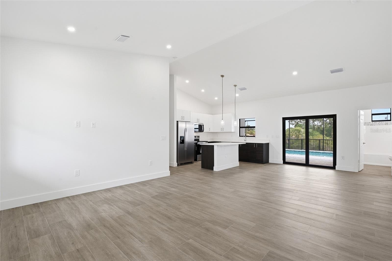 Living Room - 1431 NW 17TH AVE, CAPE CORAL