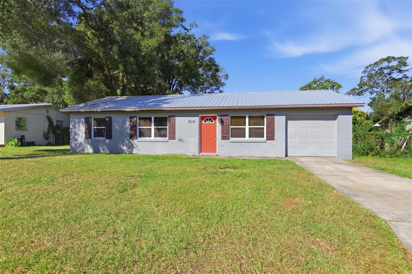 Single Family Residence at 914 CASS ST, DELAND, photo 2 of 23