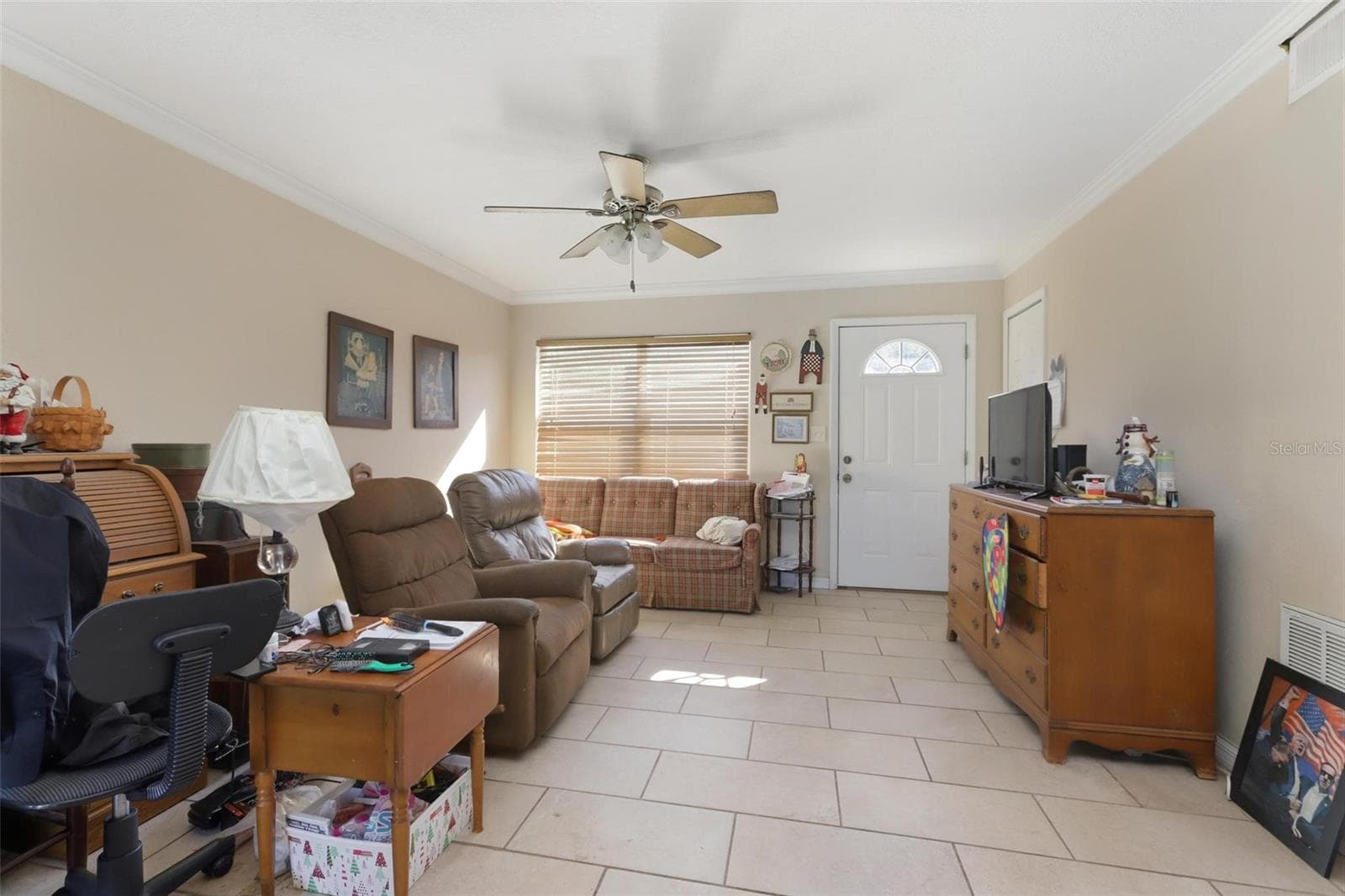 Single Family Residence at 914 CASS ST, DELAND, photo 4 of 23
