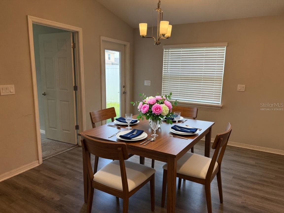 virtually staged - 1923 GOLDEN BEAK DR, EAGLE LAKE