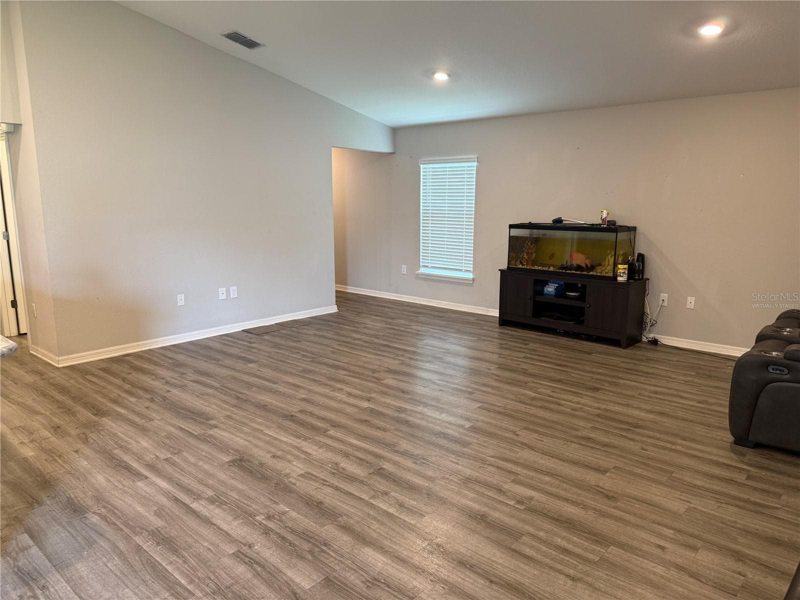 virtually staged - 1923 GOLDEN BEAK DR, EAGLE LAKE