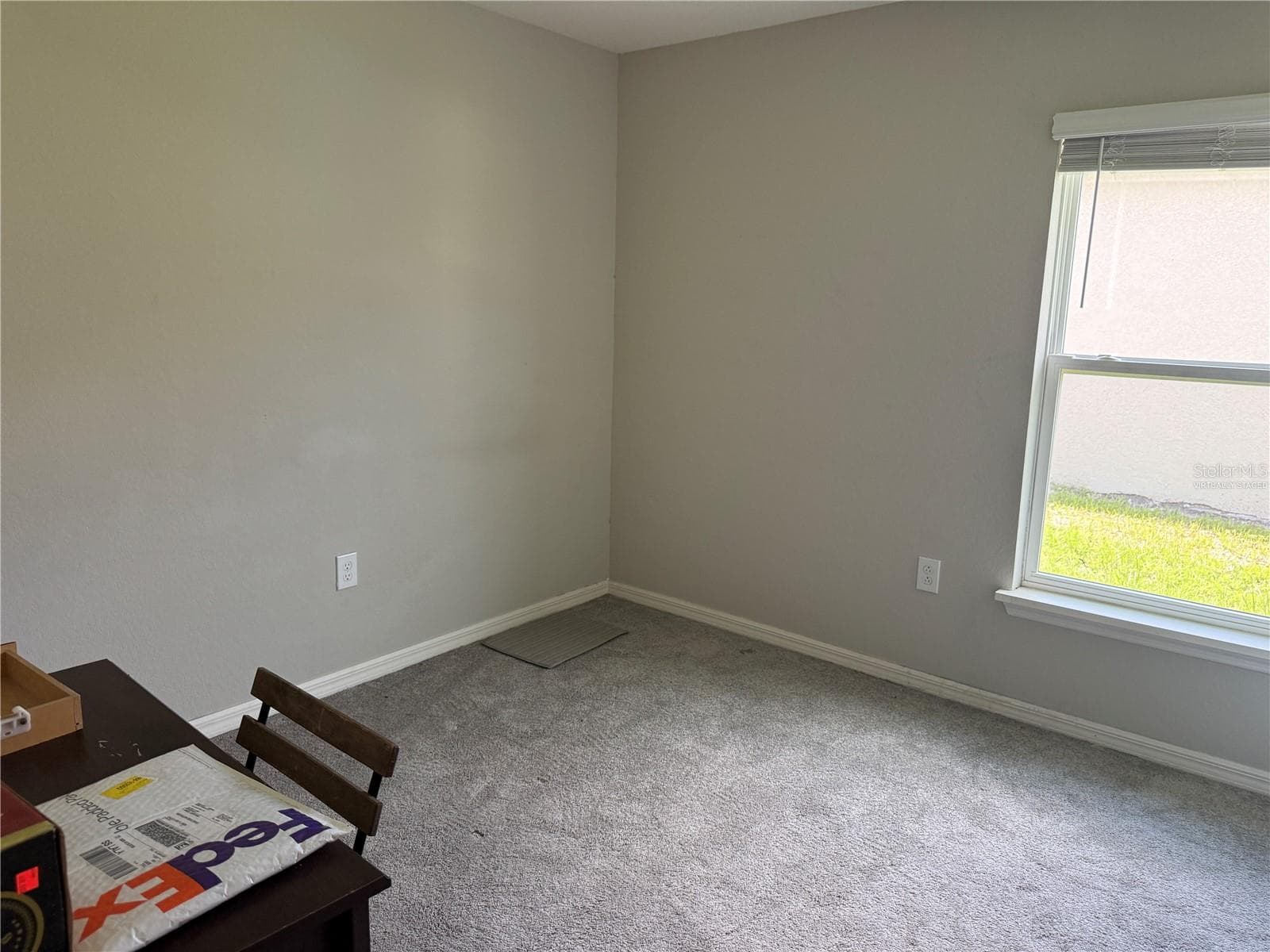 virtually staged - 1923 GOLDEN BEAK DR, EAGLE LAKE